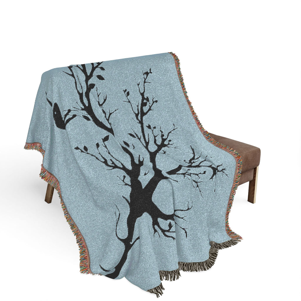 Minimalist Swinging Silhouette Throw
