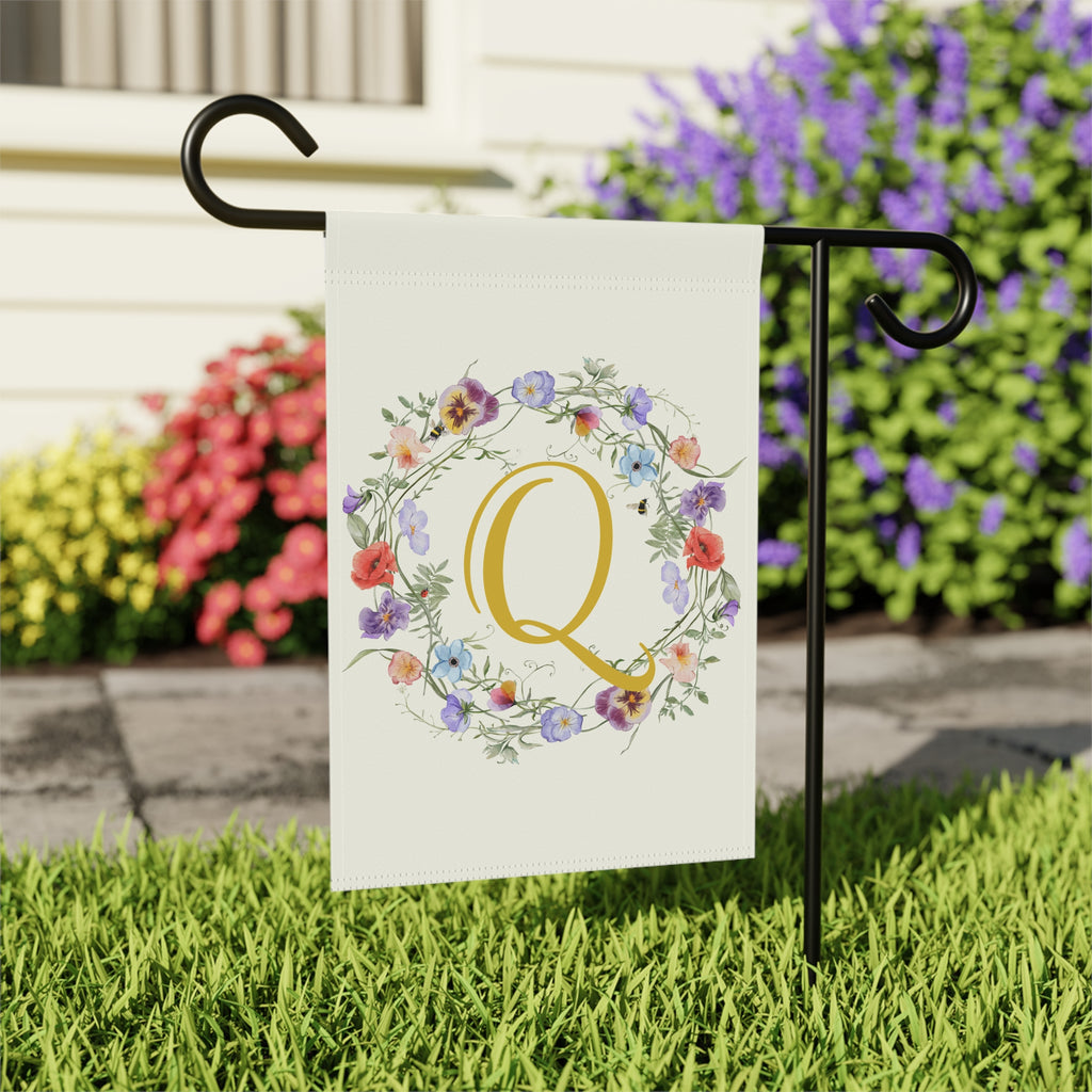 Home & Garden Banner | 'Q' Monogram Wildflowers Wreath Flag