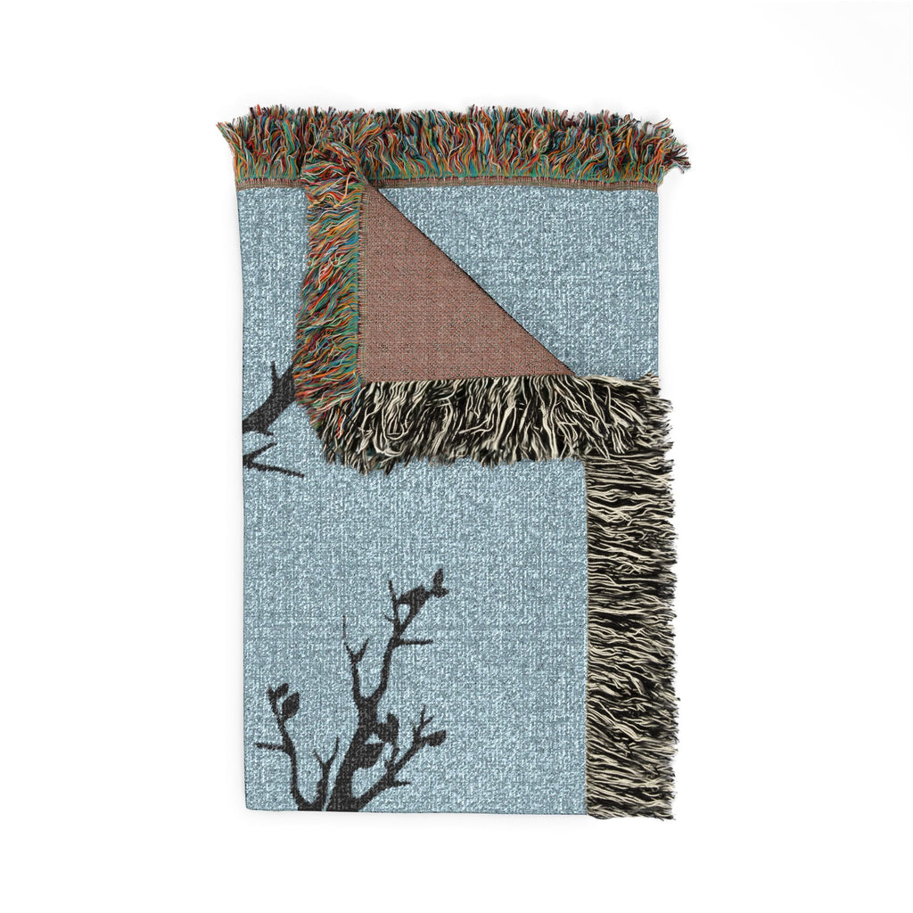 Minimalist Swinging Silhouette Throw