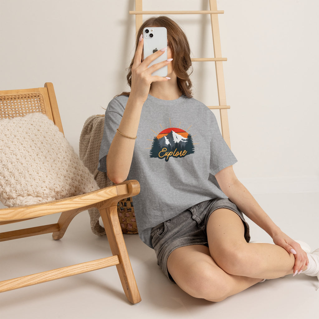 T-Shirt | Vintage Sunset 'Explore' Outdoor Adventure Shirt