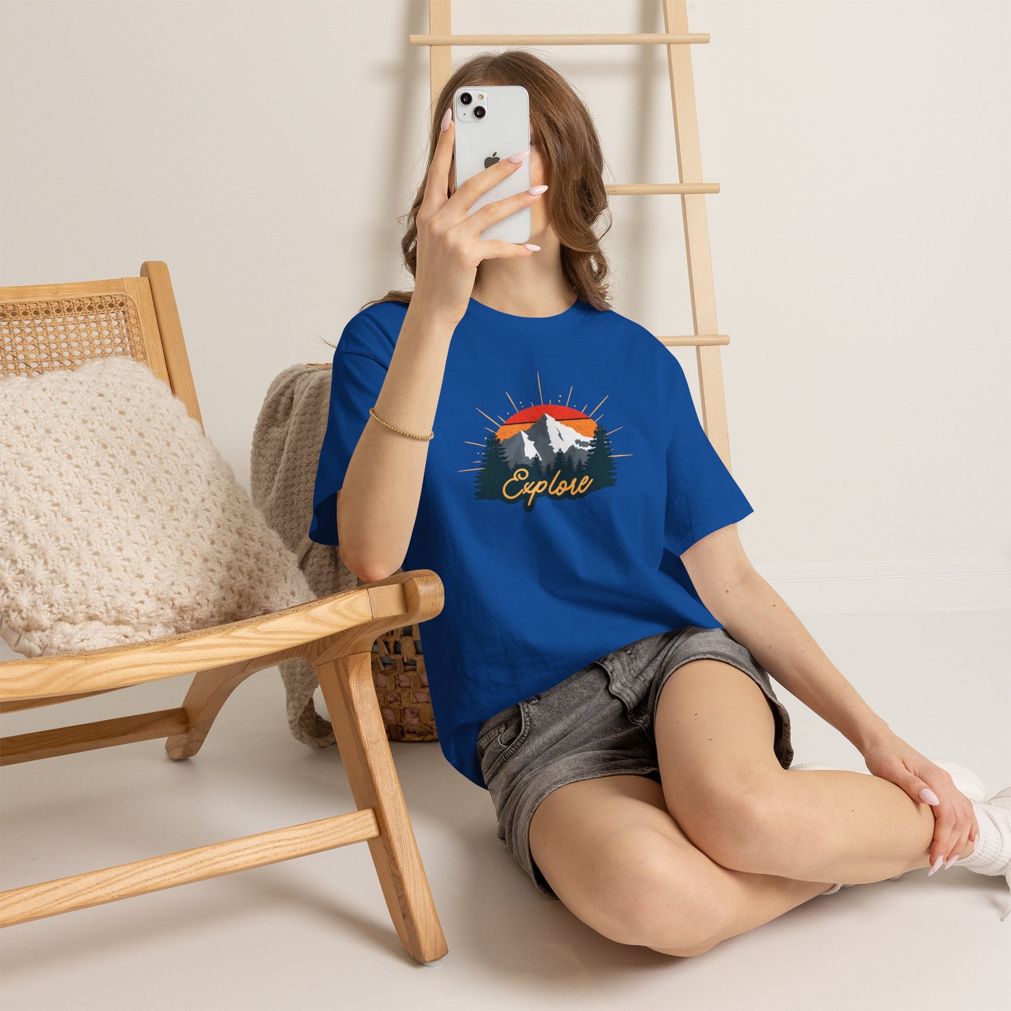 T-Shirt | Vintage Sunset 'Explore' Outdoor Adventure Shirt