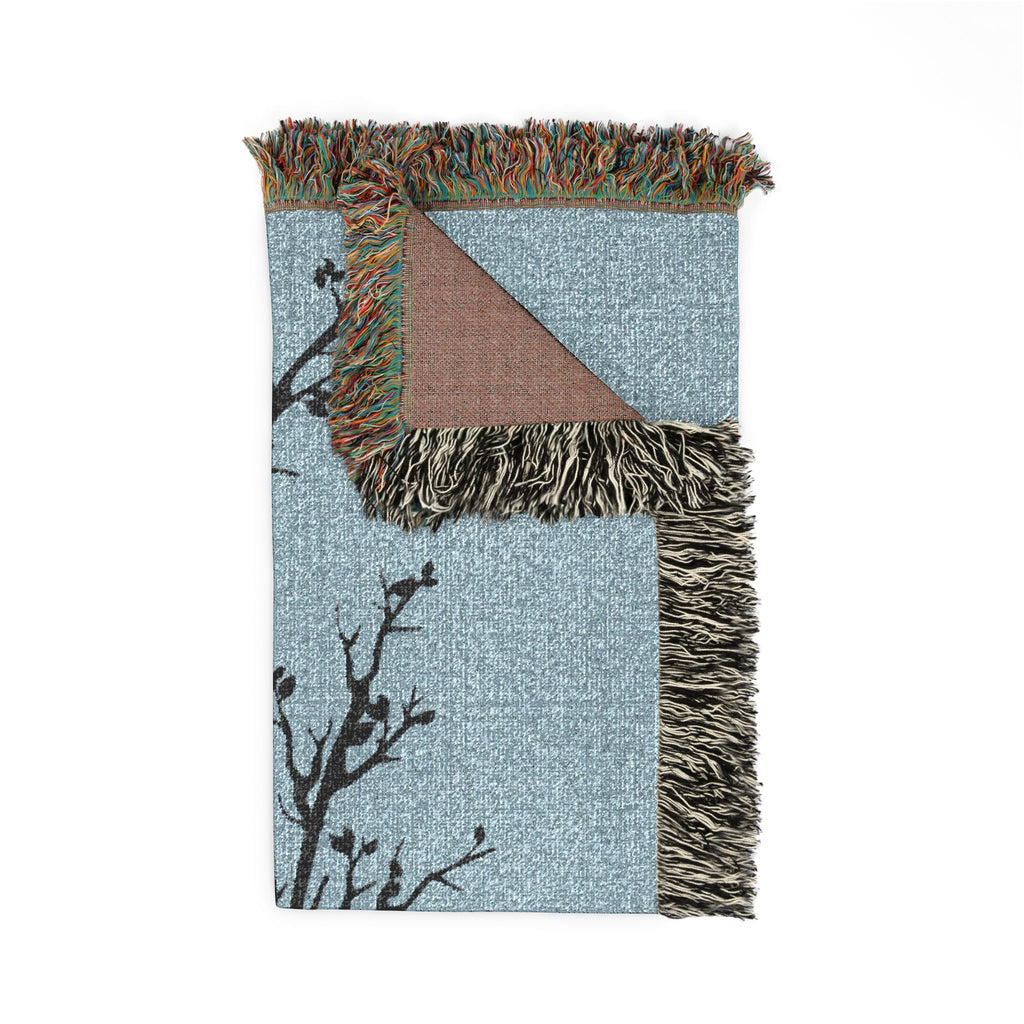 Minimalist Swinging Silhouette Throw