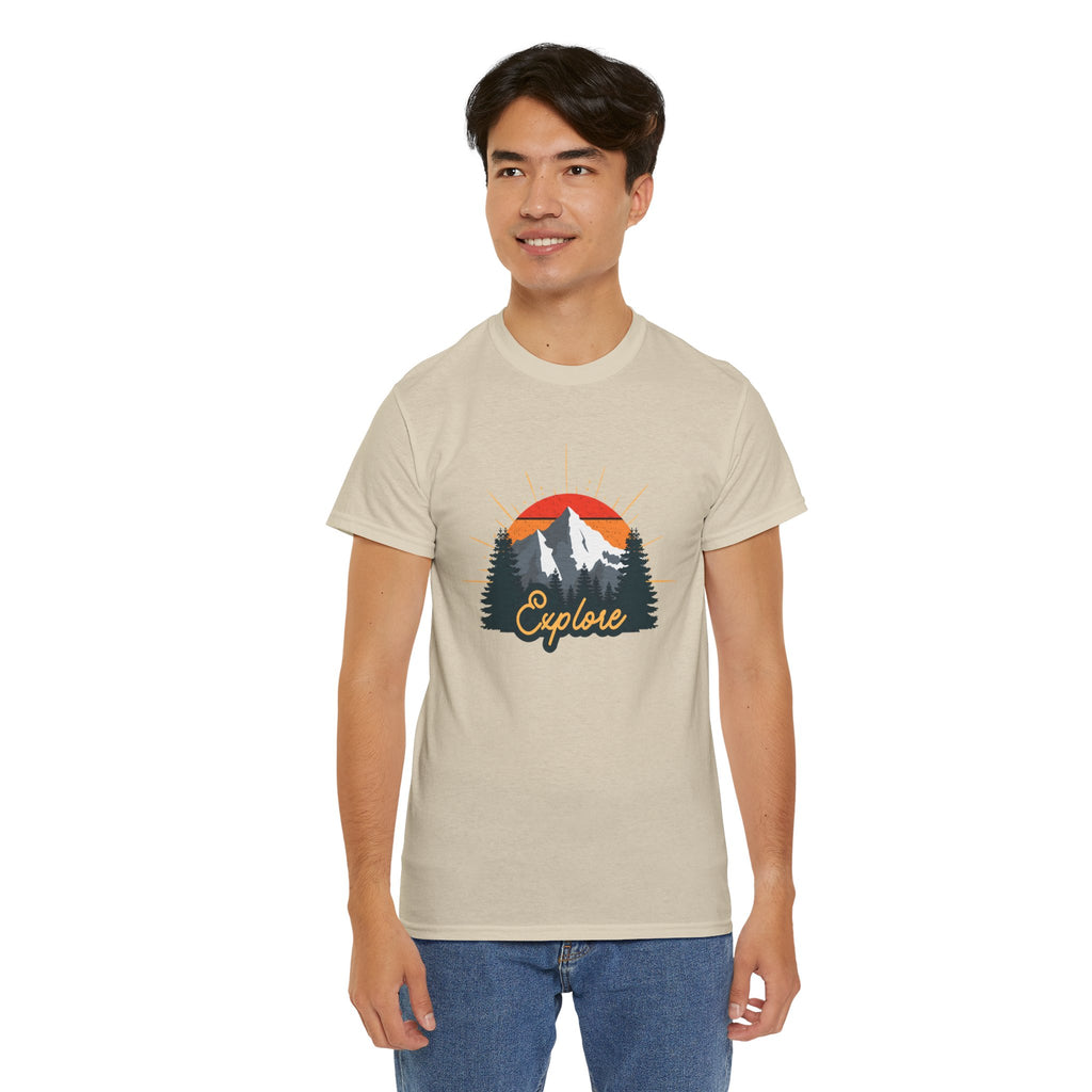 T-Shirt | Vintage Sunset 'Explore' Outdoor Adventure Shirt