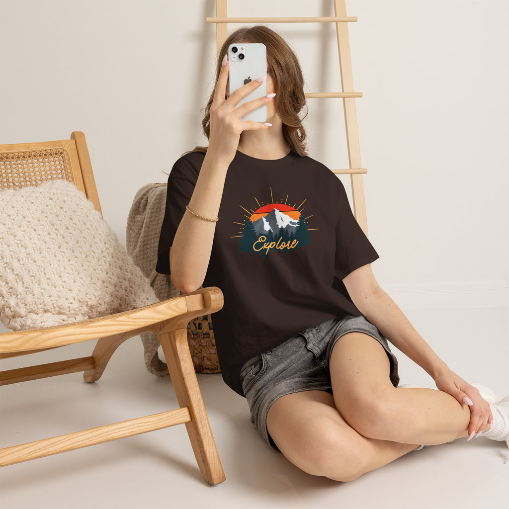 T-Shirt | Vintage Sunset 'Explore' Outdoor Adventure Shirt