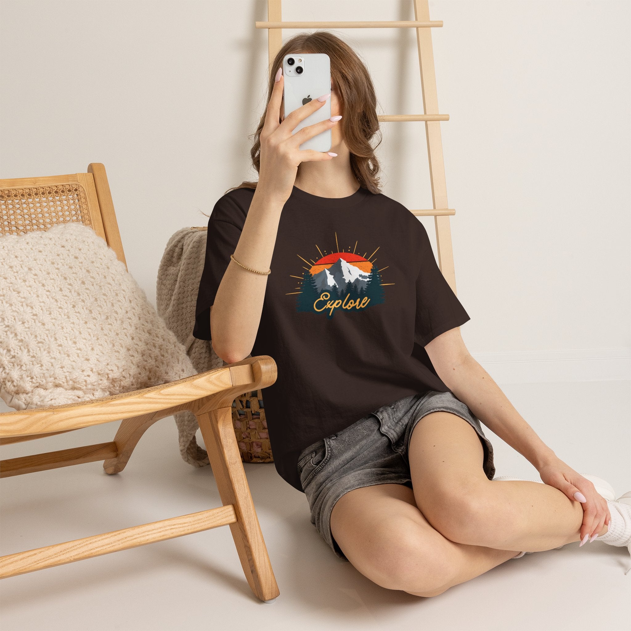 T-Shirt | Vintage Sunset 'Explore' Outdoor Adventure Shirt
